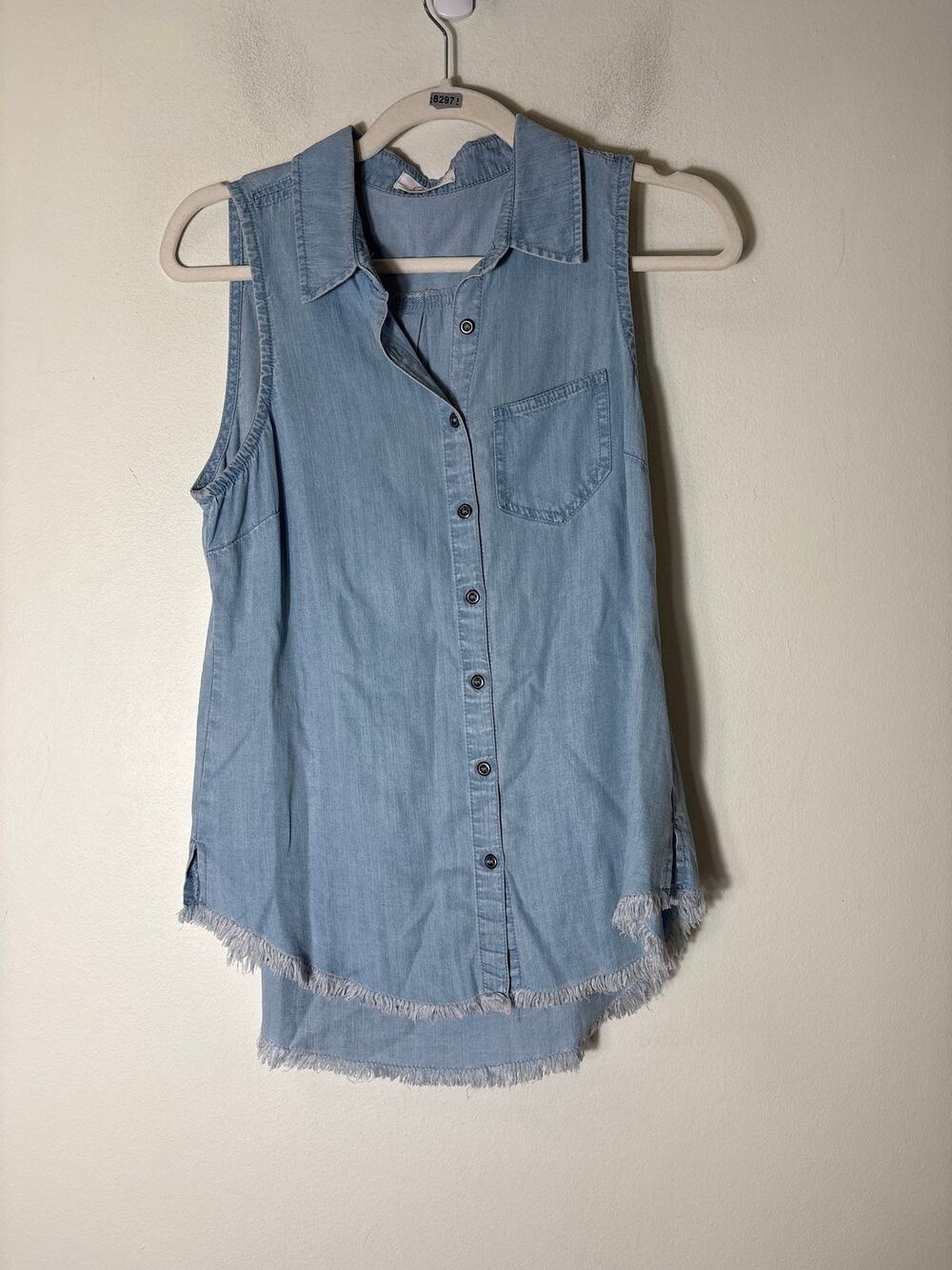 Elan Chambray Sleeveless Button Up Shirt Sz S